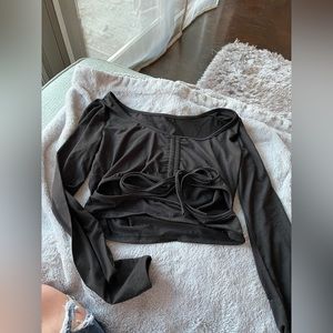 Black long sleeve crop cutout v neck tie medium shirt